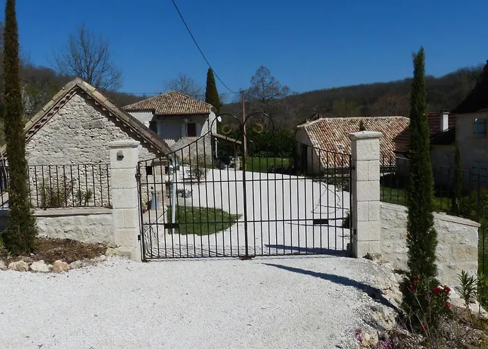 La Ferme Des Paons By Interhome *