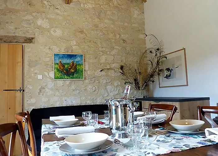 La Ferme Des Paons By Interhome * Montagudet